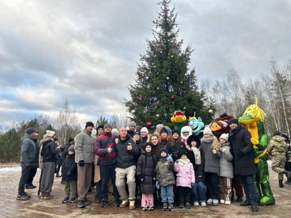 Сотрудники ОАО «Гомельоблавтотранс» окунулись в новогоднюю сказку и волшебство в поместье Полесского Деда Мороза в Национальном парке «Припятский», аг. Лясковичи